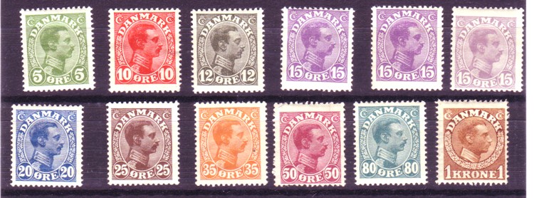 Lot hengslete Chr. X merker inkl. pen AFA 84. AFA = 1.900,-+