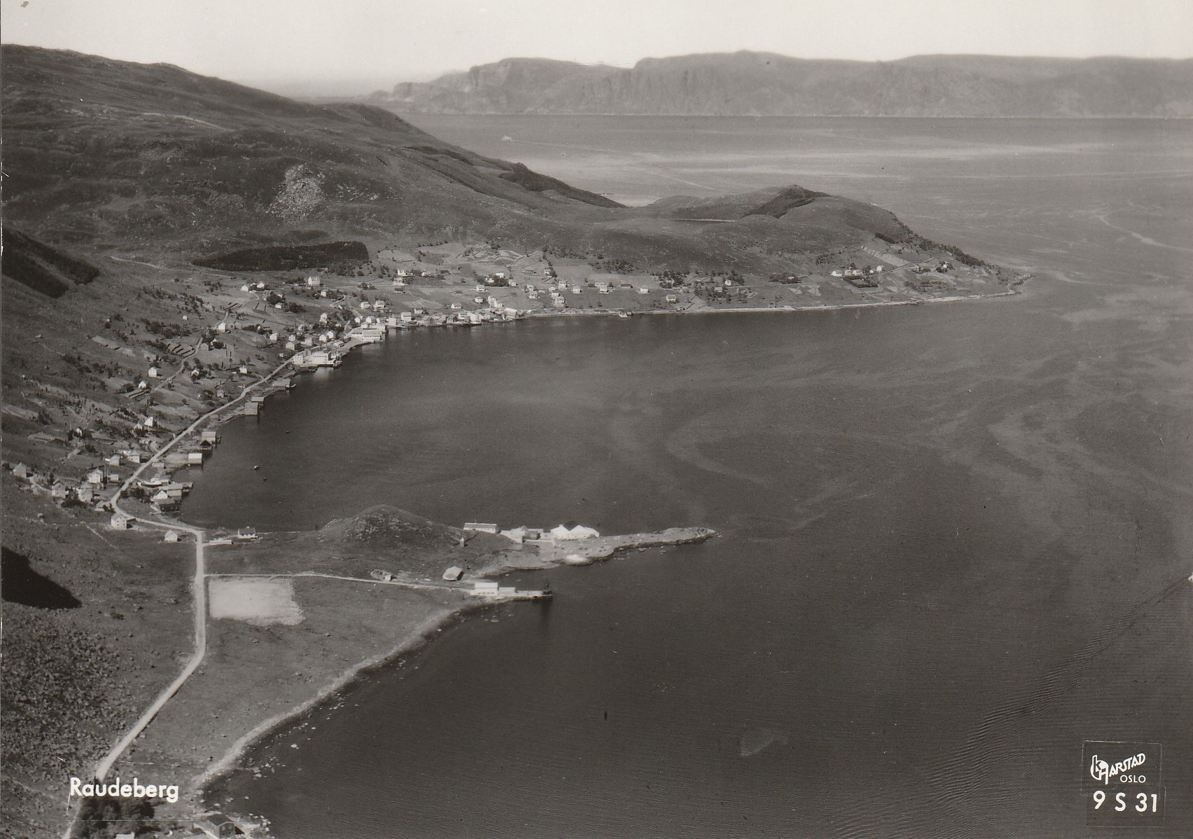 Raudeberg.  Harstad 9 S 31