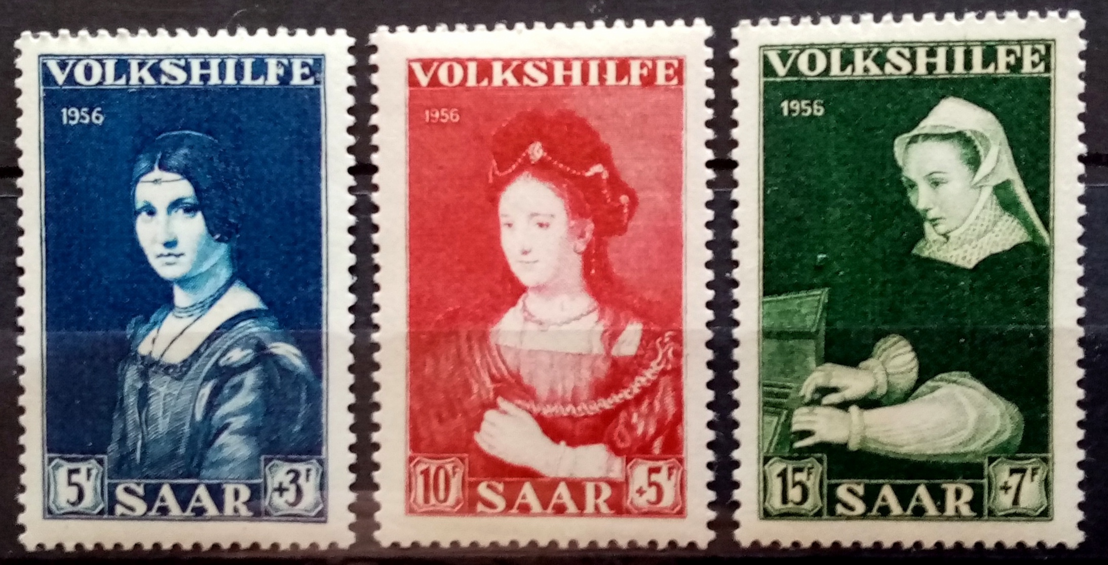 Folkehjelp  (1956) **