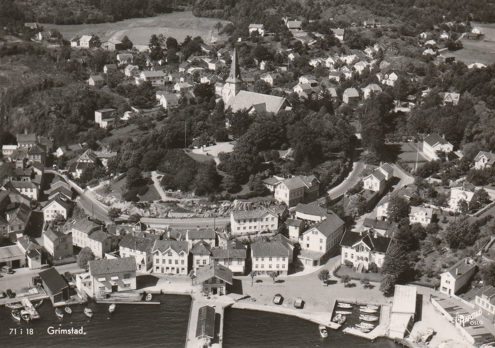 Grimstad .  Harstad 71 i 18