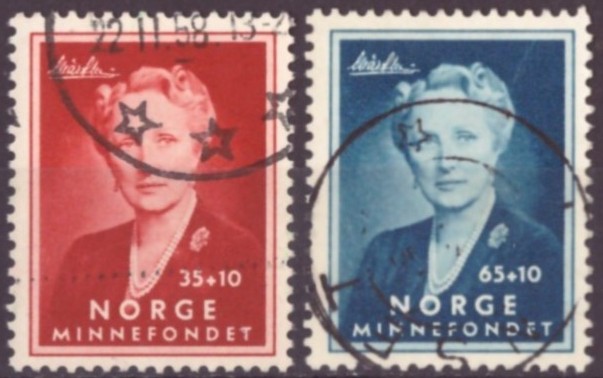 NK 441-42. PEN RUNDSTEMPLA SERIE. (50,-)