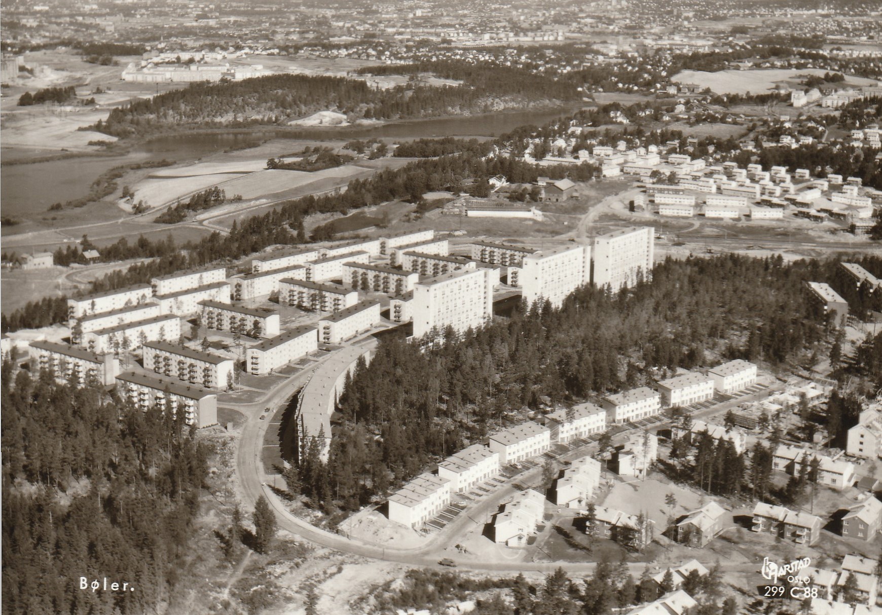 Bøler .     Harstad 299 C 88