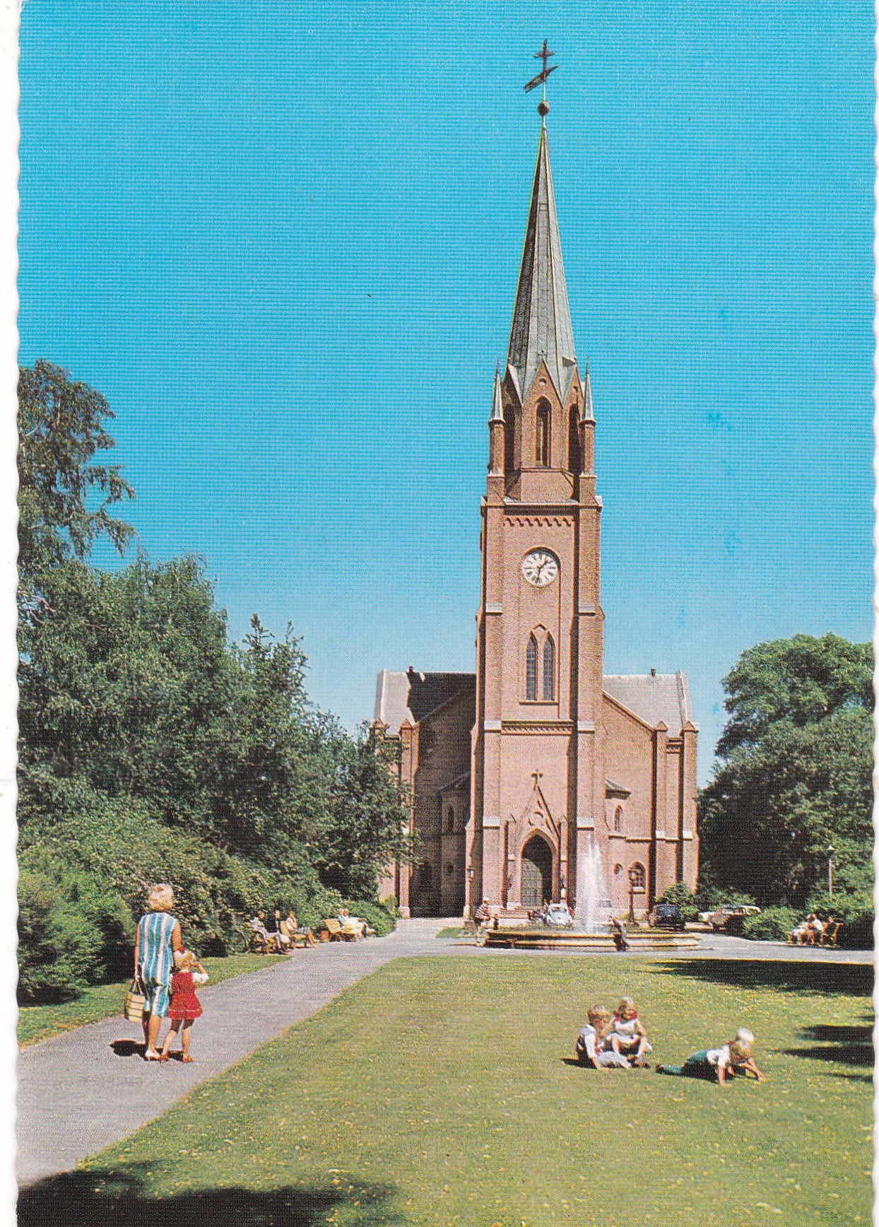 Vestsiden kirke, Fredrikstad ( Mittet 1132/24)