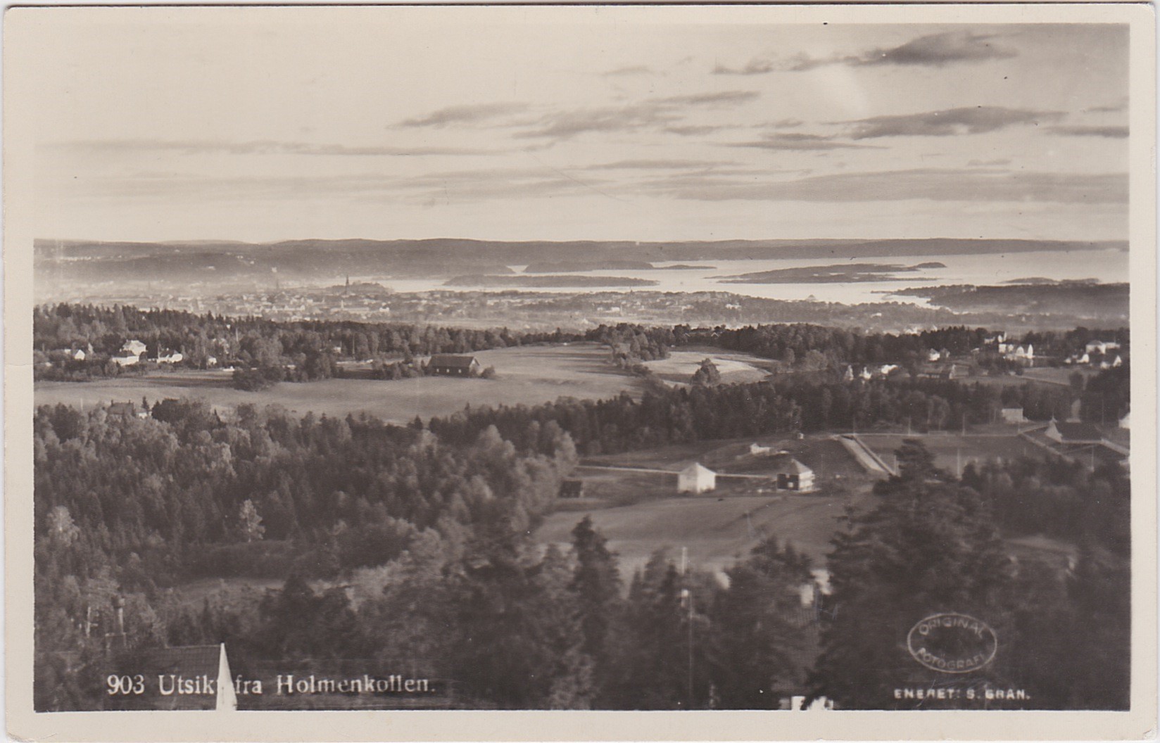 Utsikt fra Holmenkollen-Enerett S. Gran-Ubrukt
