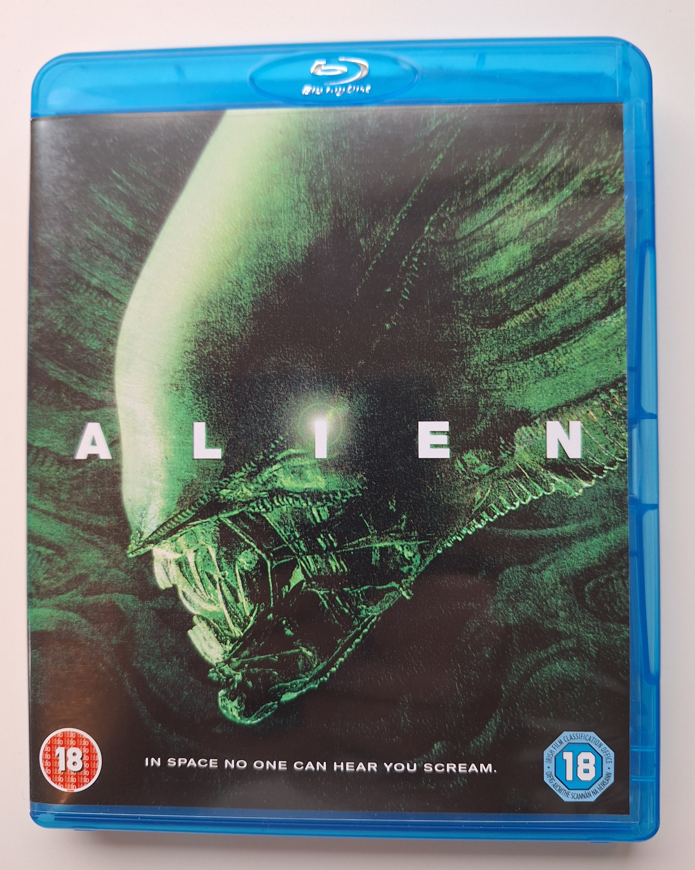 ALIEN.  Skrekk/thriller. Klassiker