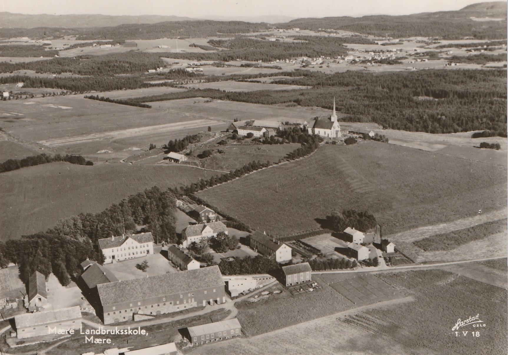 Eldre kort fra Mære Landbruksskole, Mære . Harstad T V 18