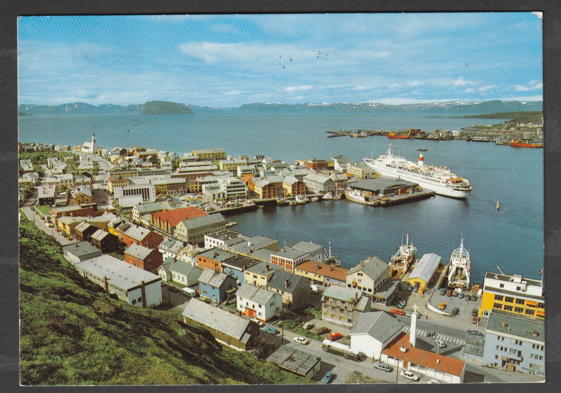 Hammerfest.. Turistbåt. Aune F-10642-2