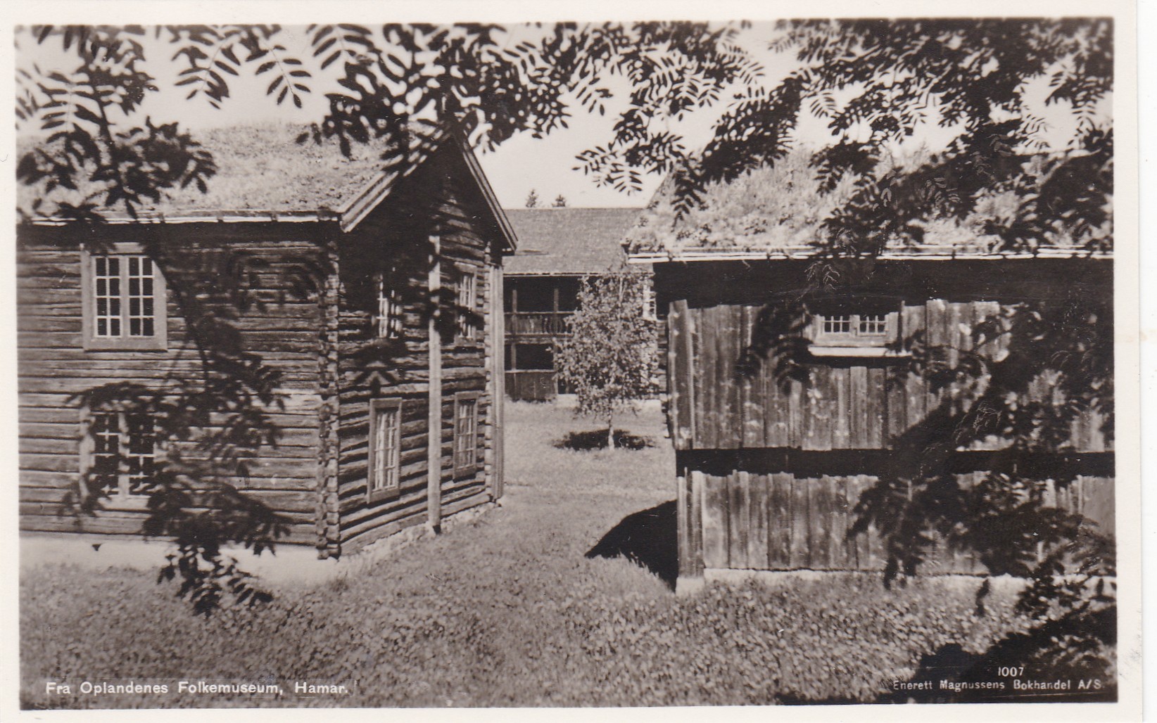 Fra Oplandenes Folkemuseum, Hamar ( Magnussen Bokhandel 1007)