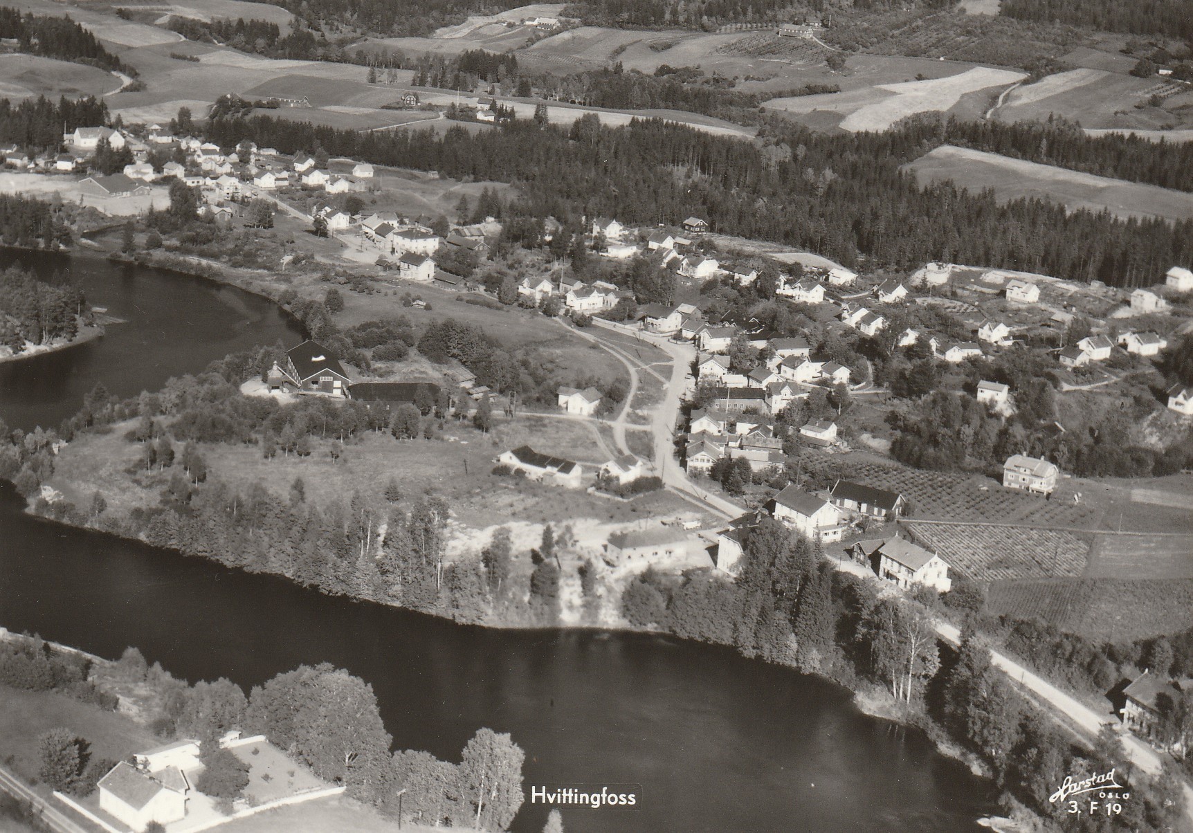Hvittingfoss.  Harstad 3 F 19