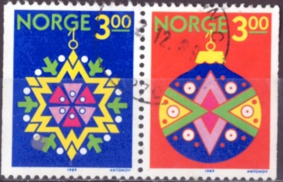 NK 1084/85. PEN RUNDSTEMPLA SERIE. (20,-)