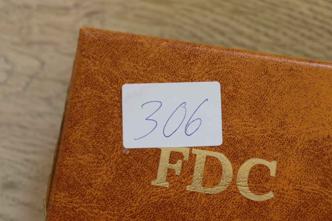God Salgsbog med Island både **/§ (306)