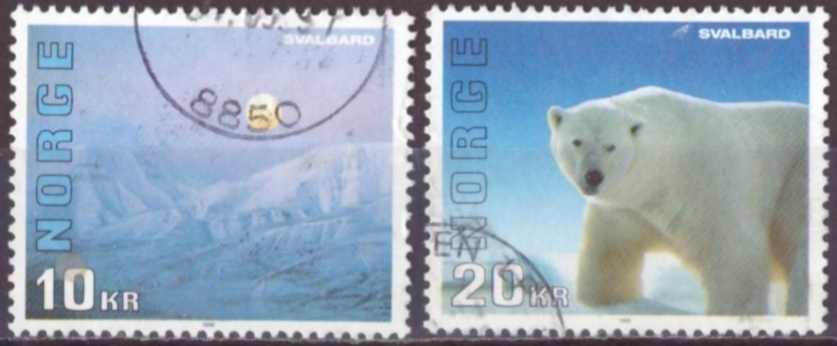 NK 1251-52. PEN RUNDSTEMPLA SERIE.   (13,-)