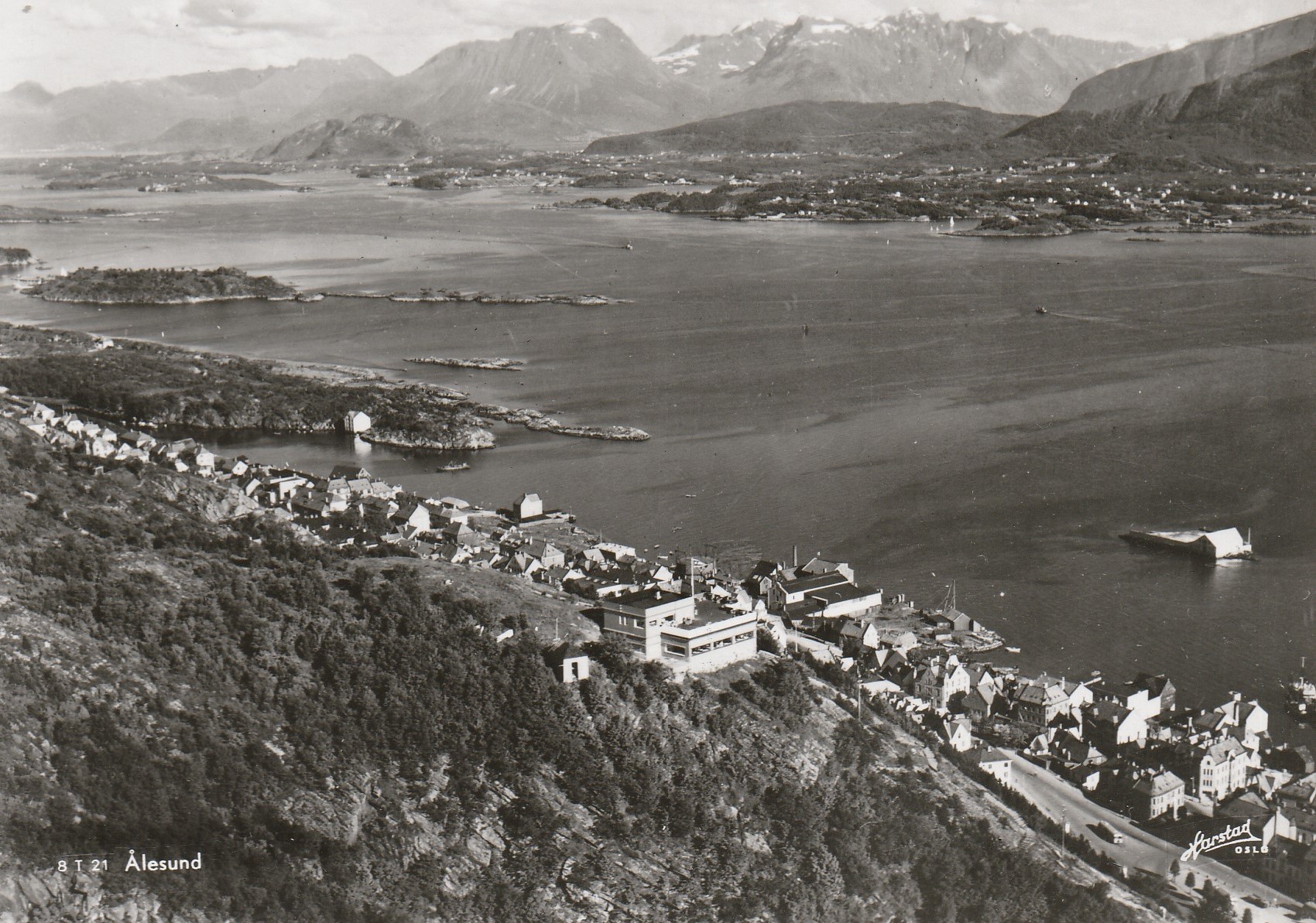 Ålesund. Harstad 8 T 21