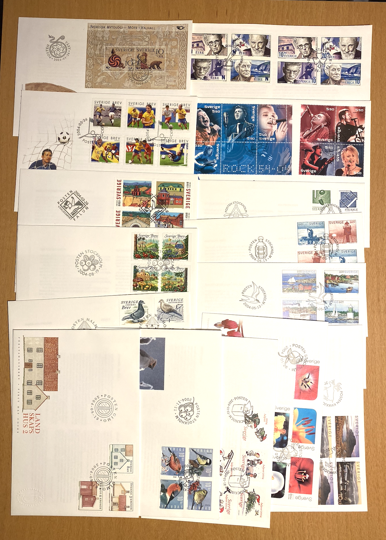 2004. Sverige FDC komplett årgang