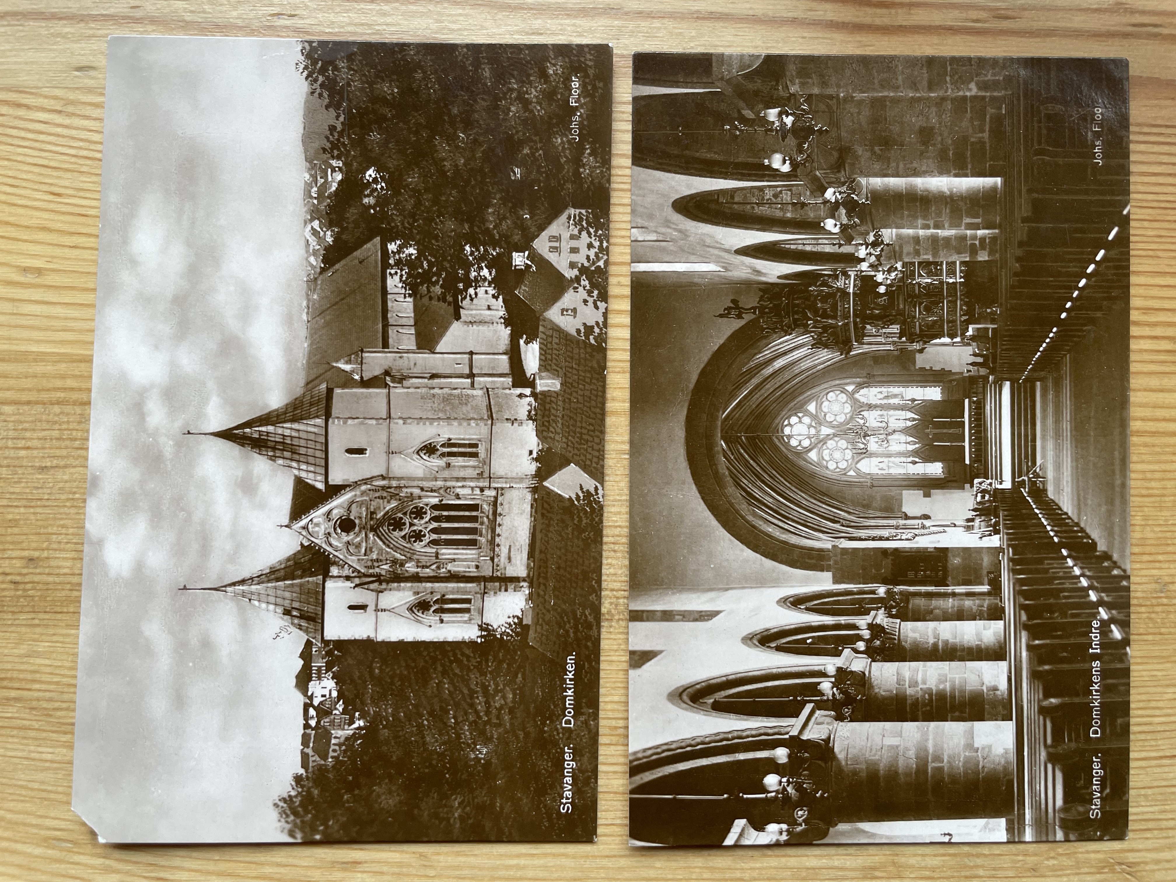 Stavanger domkirke ute og inne (2 kort)