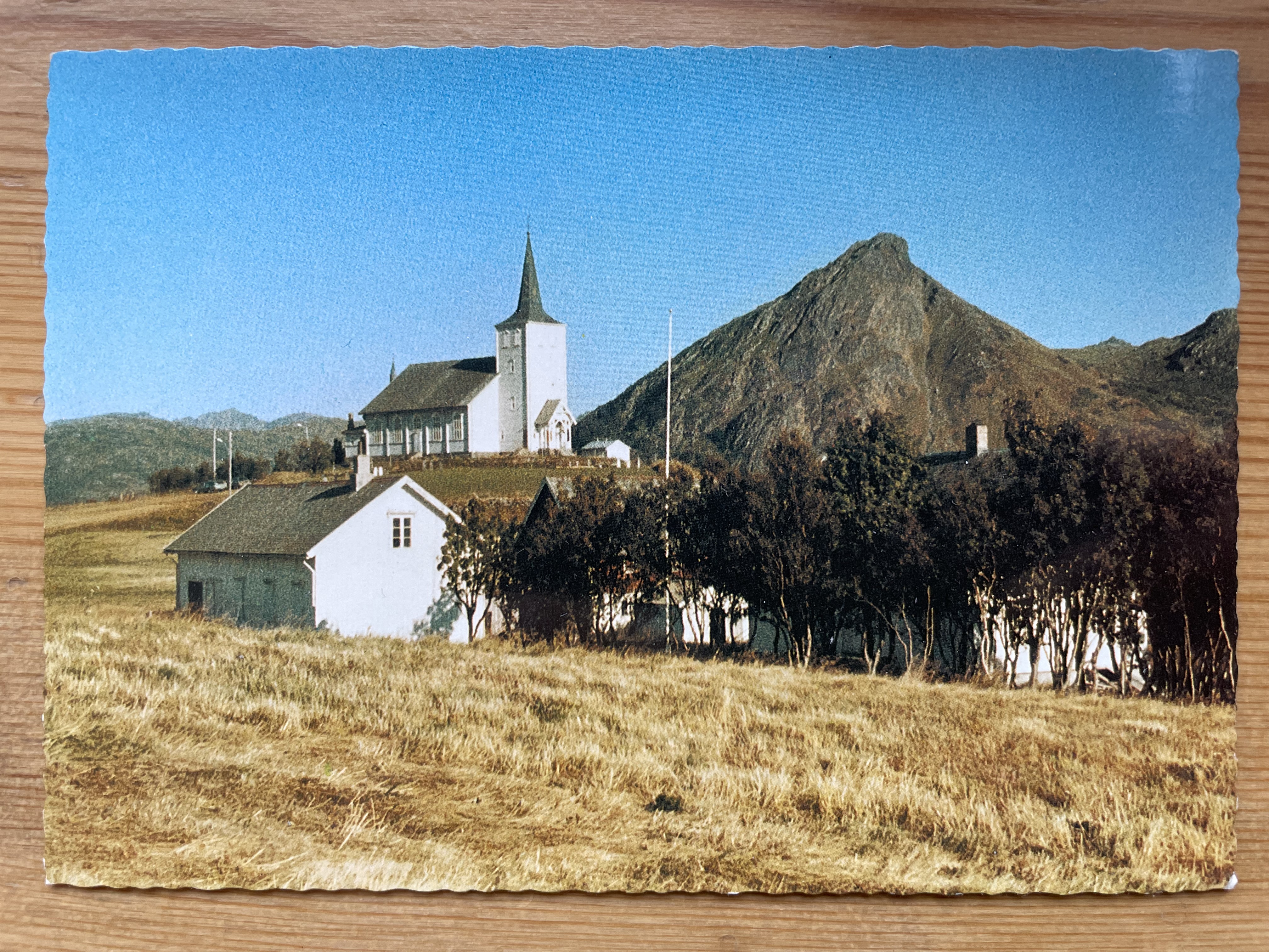 Borge kirke og prestegård, Vestvågøy (Nordland)
