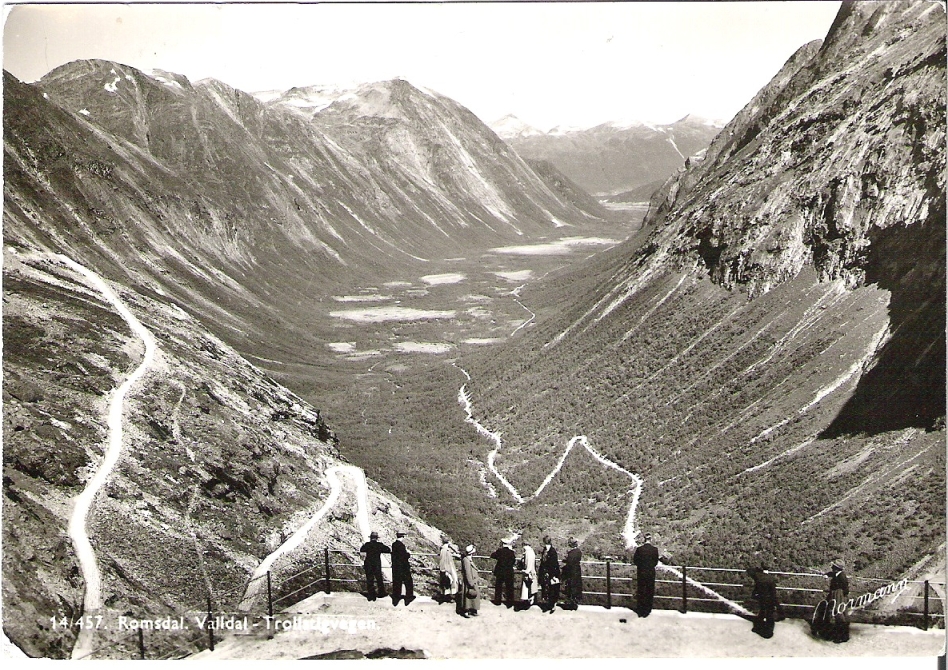 Valldal-Trollstigvegen 1959. Normann 14/457