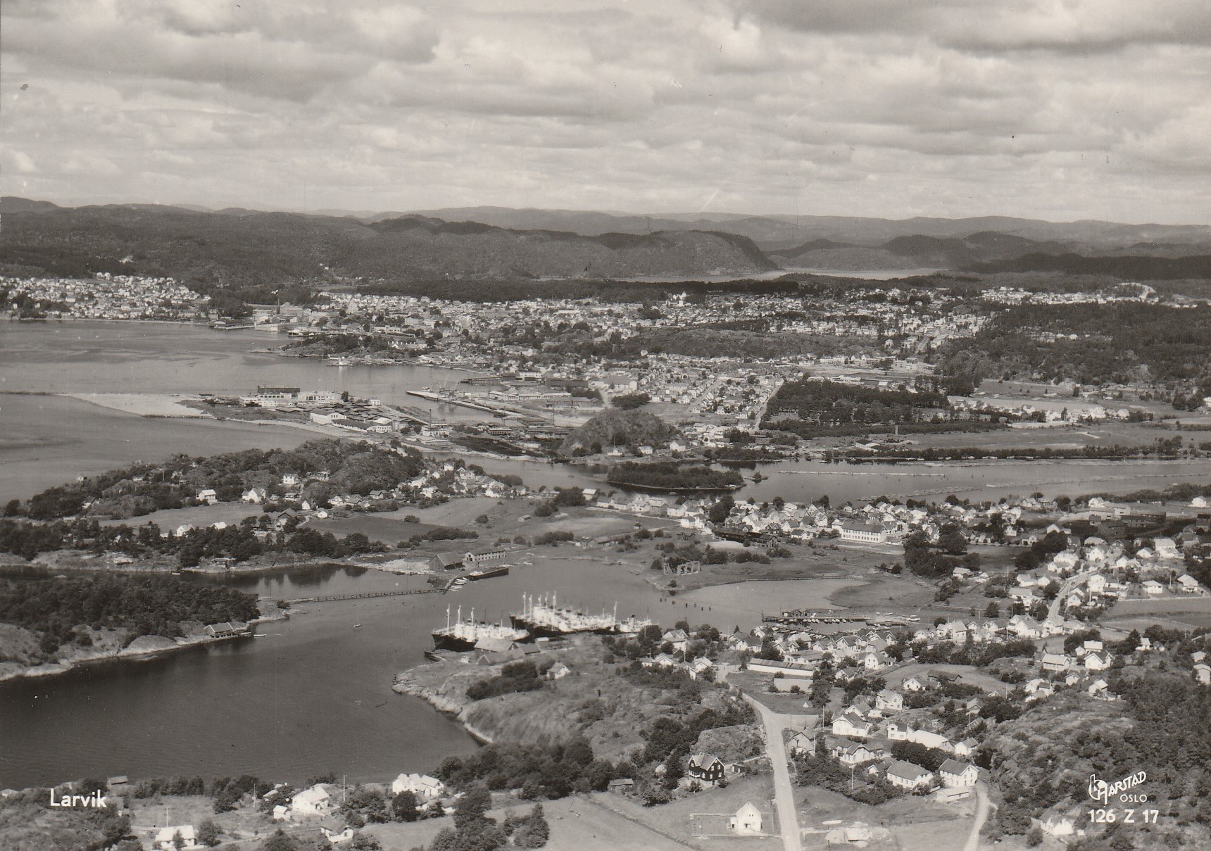 Larvik. Harstad 126 Z 17