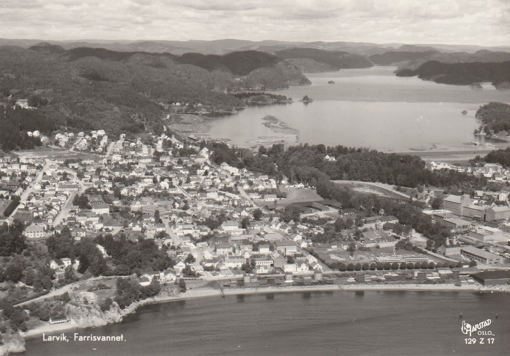 Larvik , Farrisvannet . Harstad 129 Z 17
