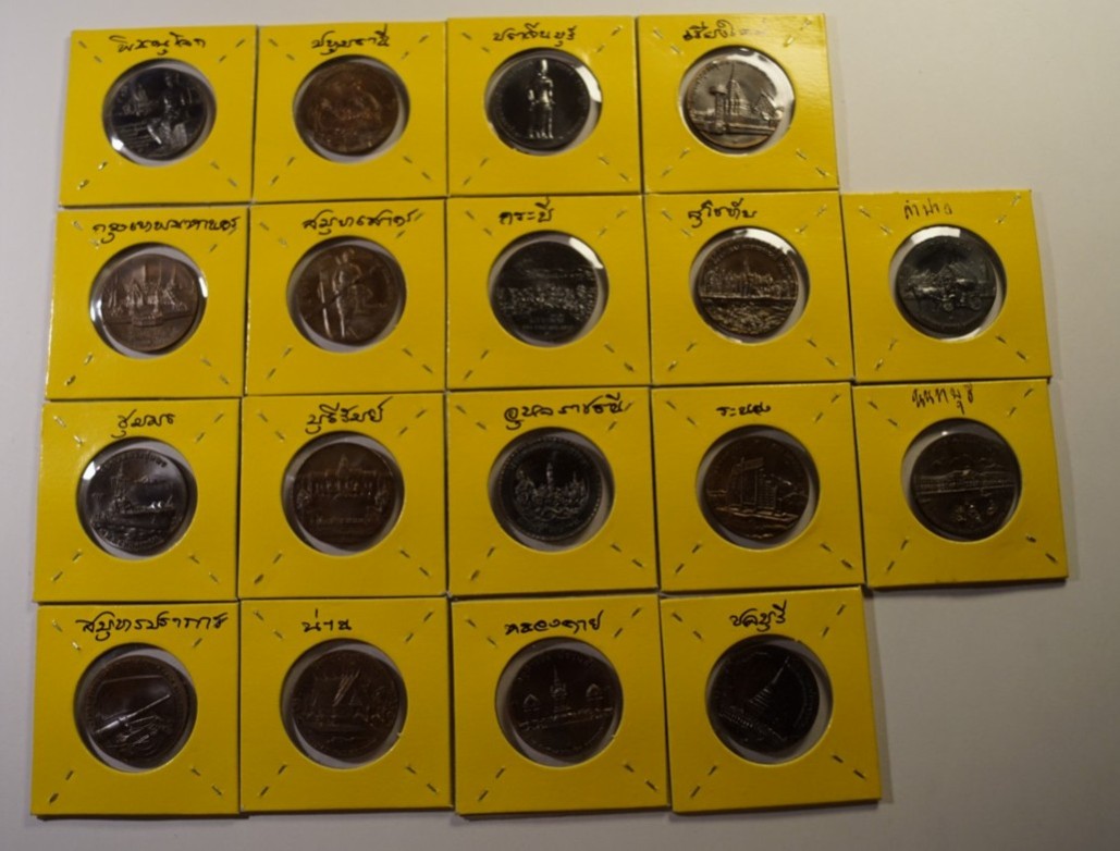 Thailand 37 minnemedaljer i orig. myntrammer  (5750)