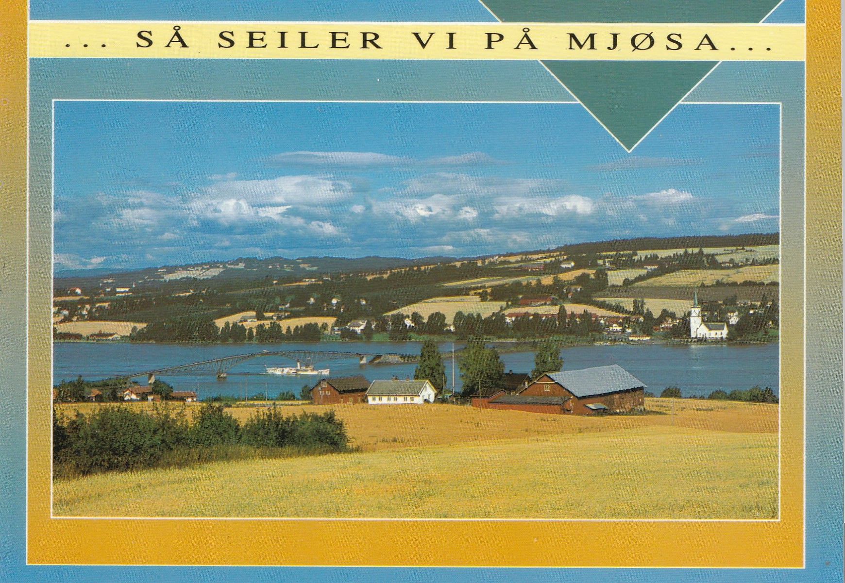 Skibladner passerer Nesbrua. Aune F-14519-2