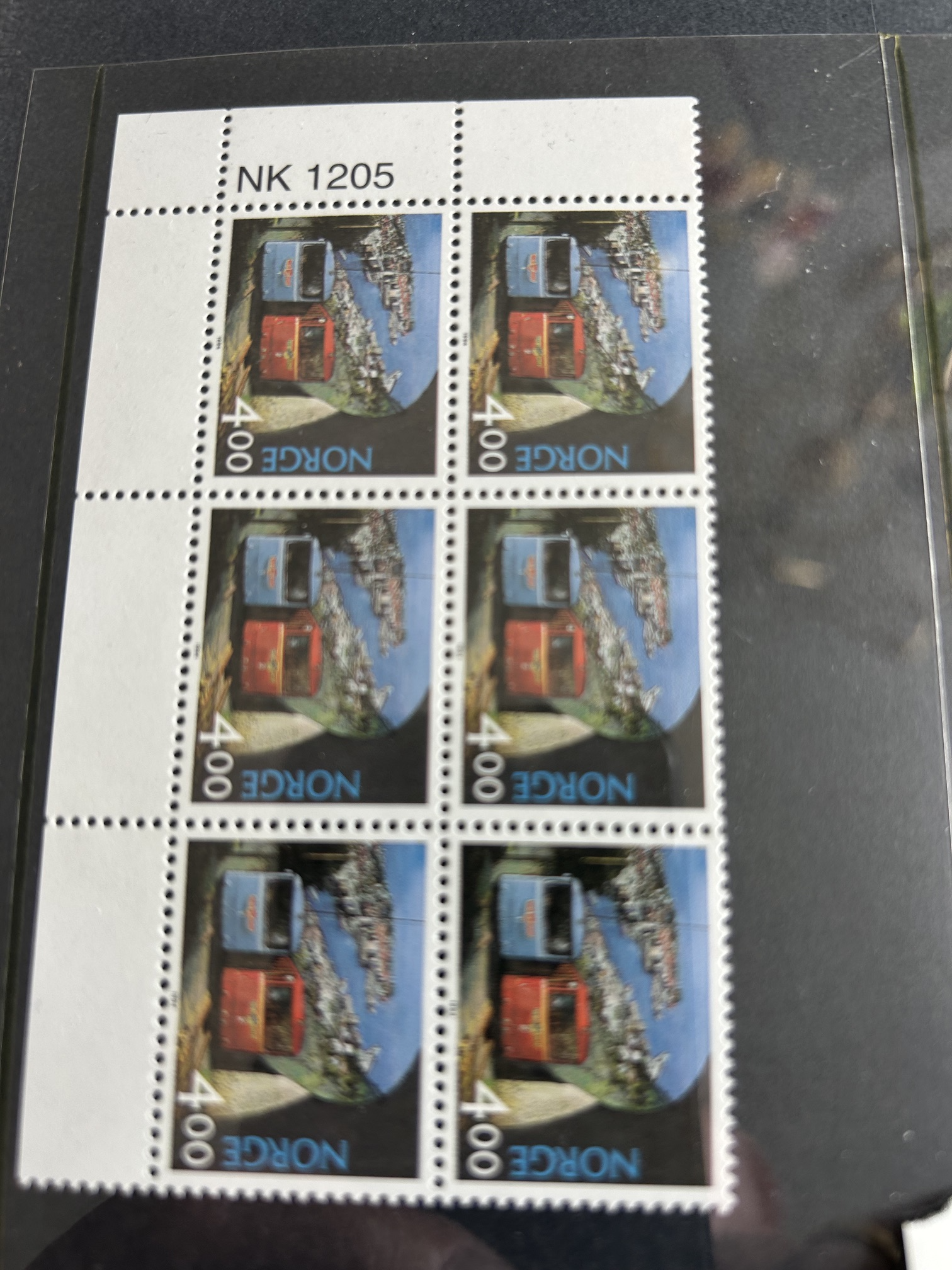 NK 1205. 6 bl Turistm kr 4,00