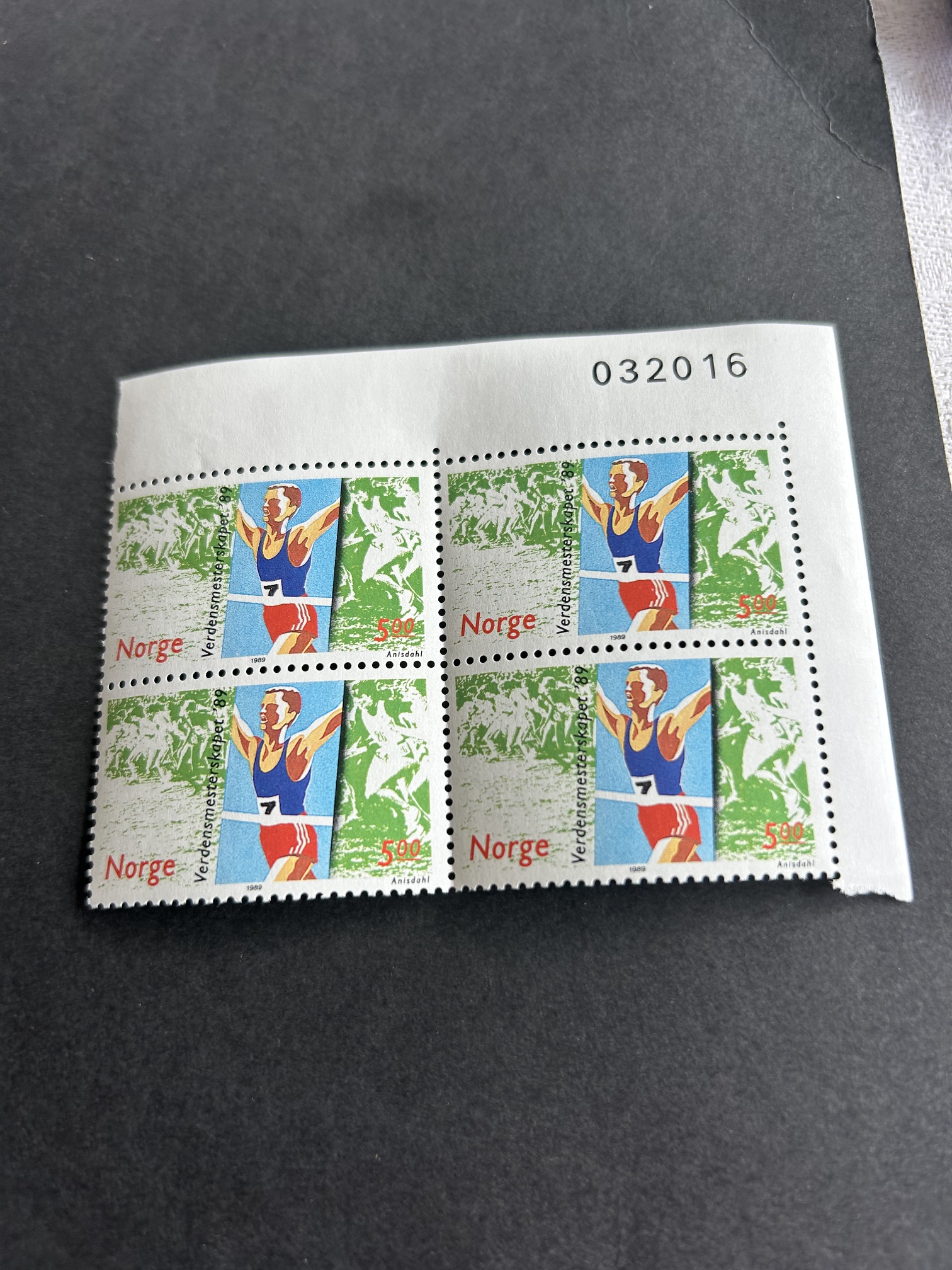 NK. 1063 4 bl VM Terrengløp