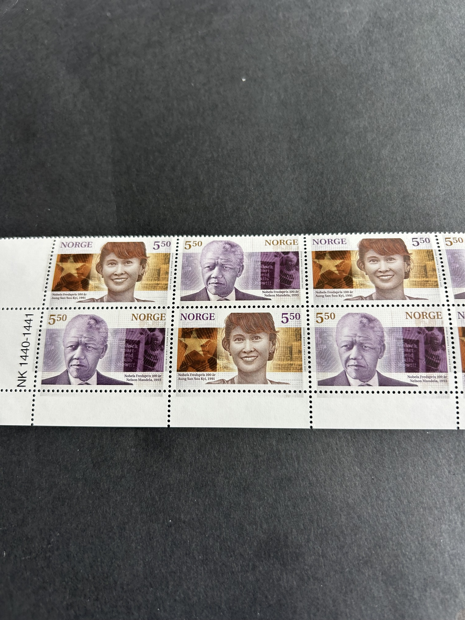 NK 144/45. 10 bl. Nobelpris. kr 9,00