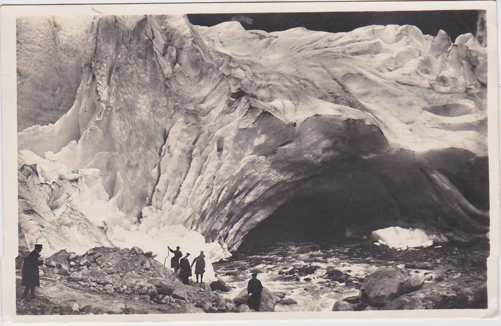 Brixdalsbreen Turister ved breen - poststemplet Olden i Nordfjord 1936-Meget pent