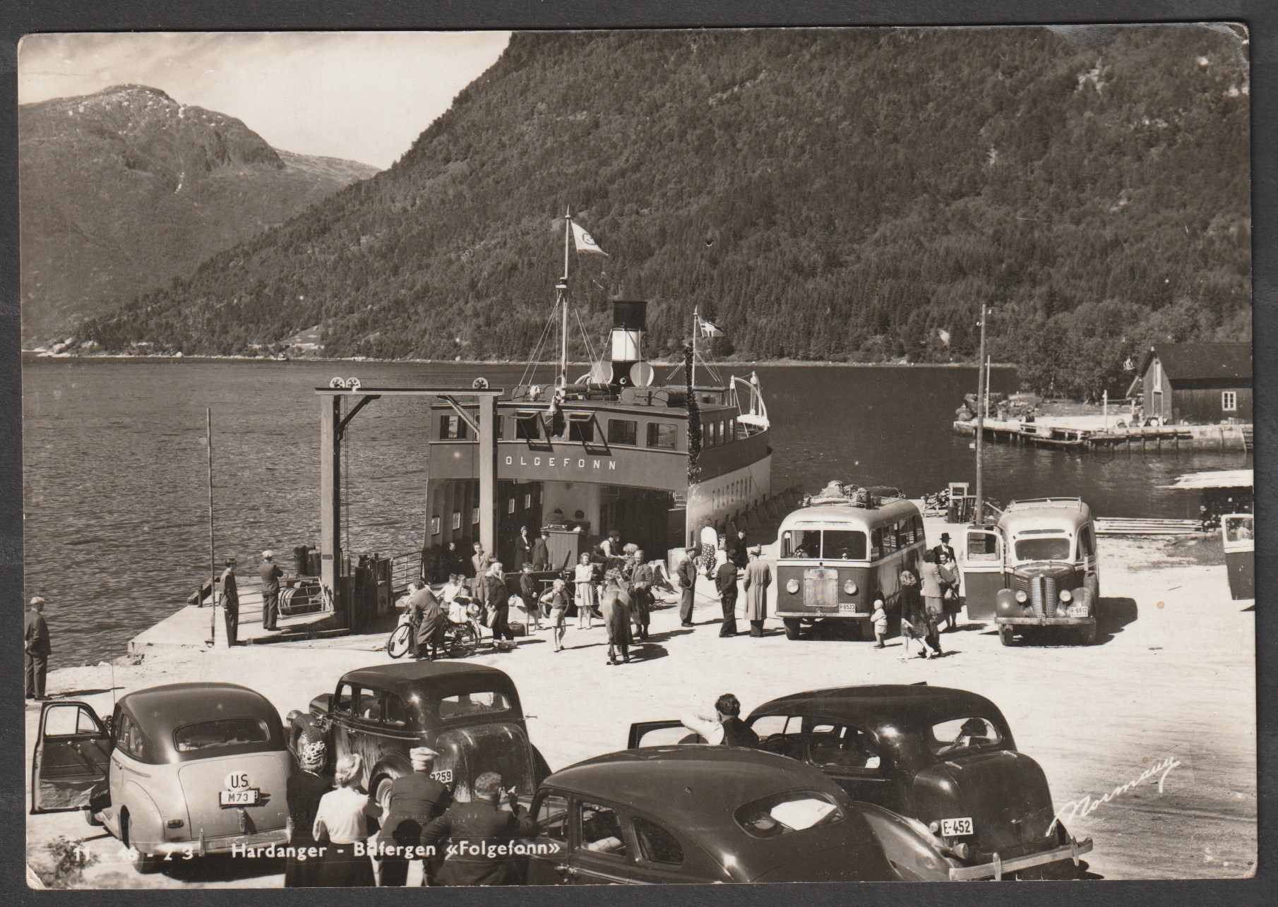 Bilfergen Folgefonn. Busser. Normann 11-46-23