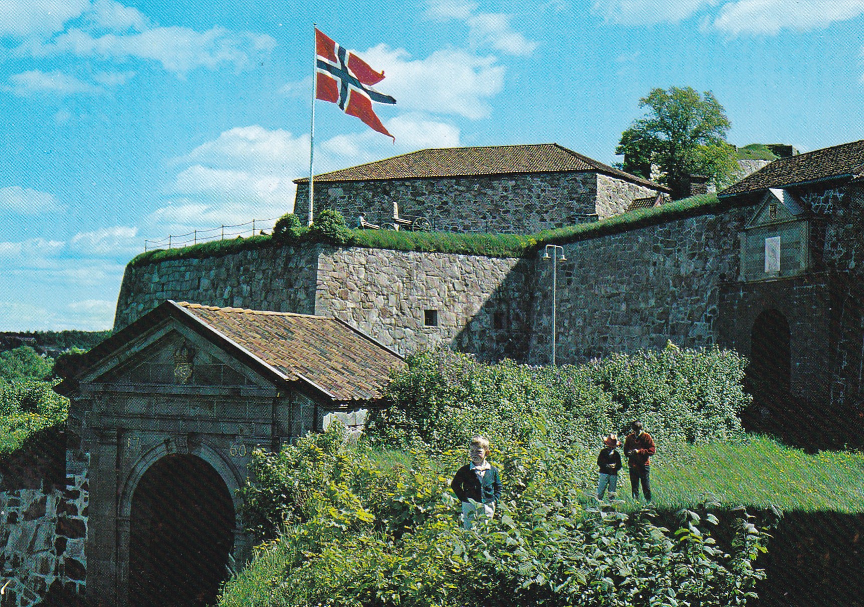 Halden. Fredriksten Festning, Halden ( Normann B-B-17)