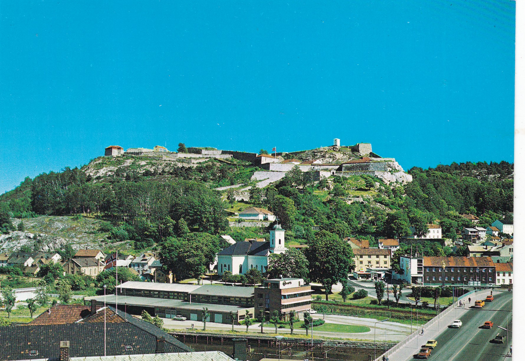 Halden mot Fredriksten Festning ( Normann B-B-27)