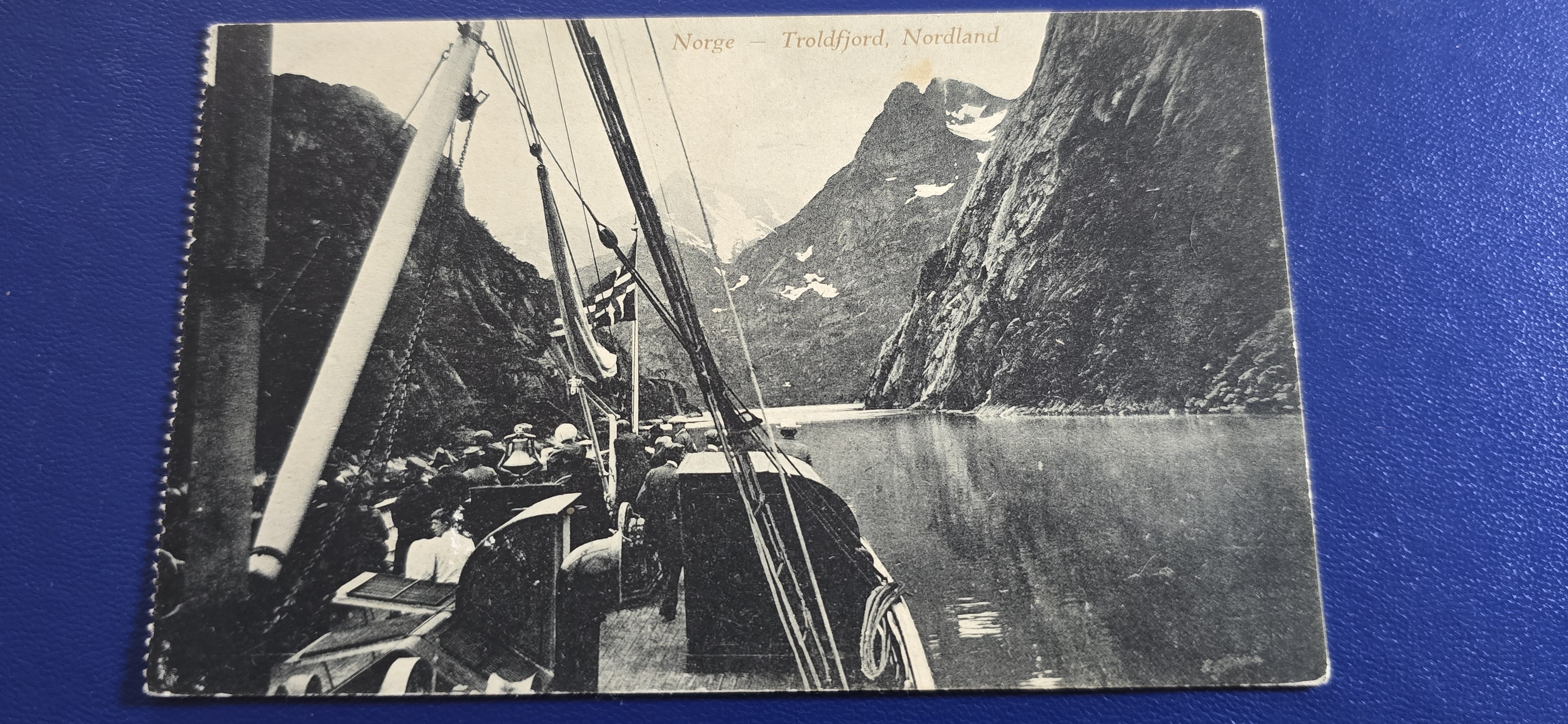 TROLDFJORD, NORDLAND - KÜENHOLDT 2200 F23