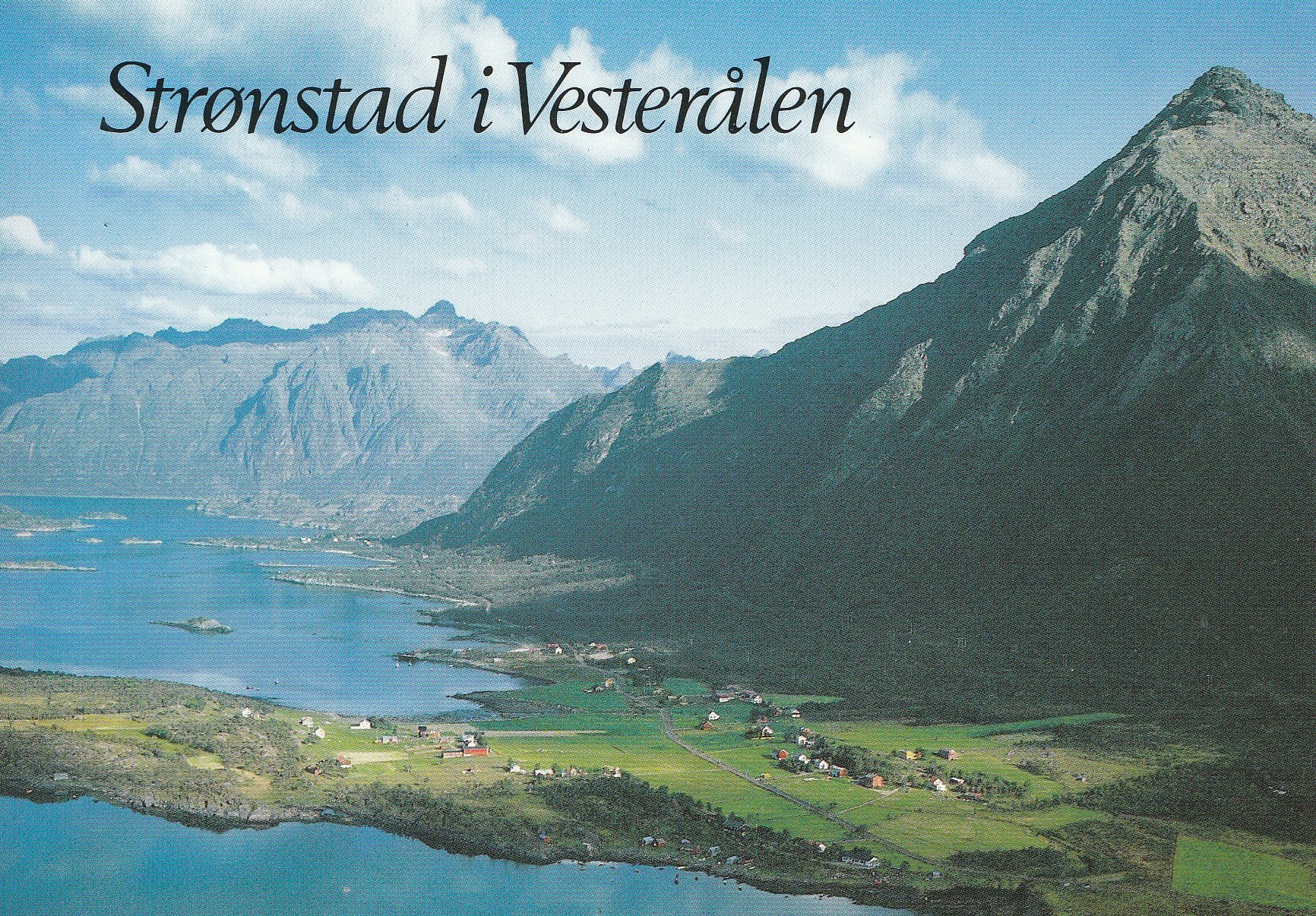 Strønstad i Vesterålen . Aune F-12389-7