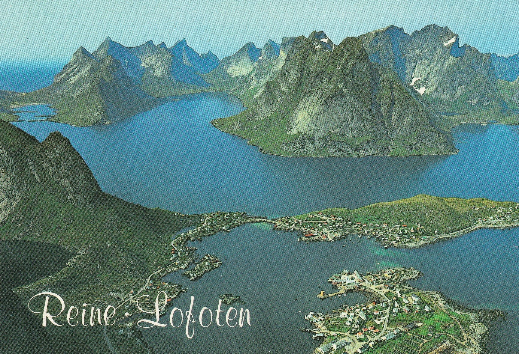 Reine i Lofoten . To-Foto 84-FW-3