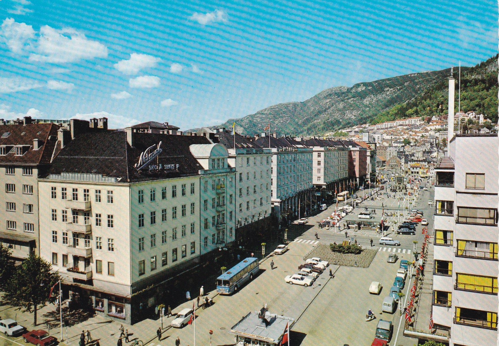 Bergen. Torvalmenningen ( Mittet 2300/74)