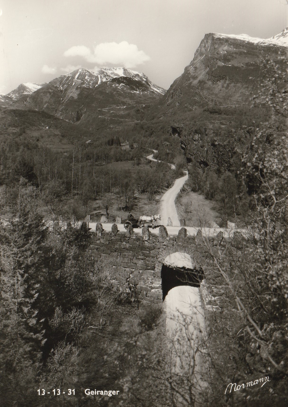 Eldre kort fra Geiranger .  Normann 13-13-31