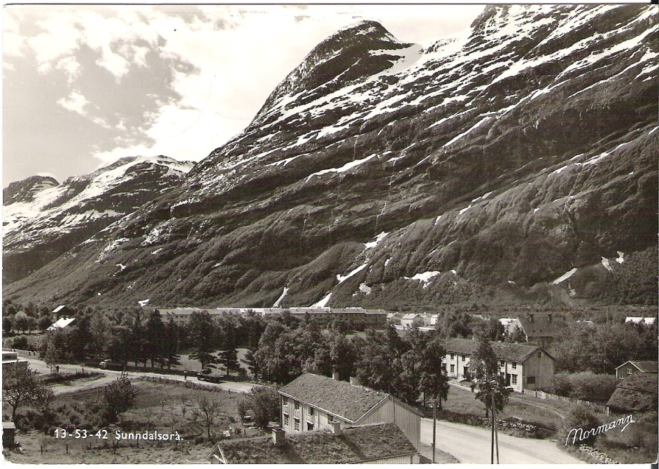 Sunndalsøra 1957. Normann 13-53-42
