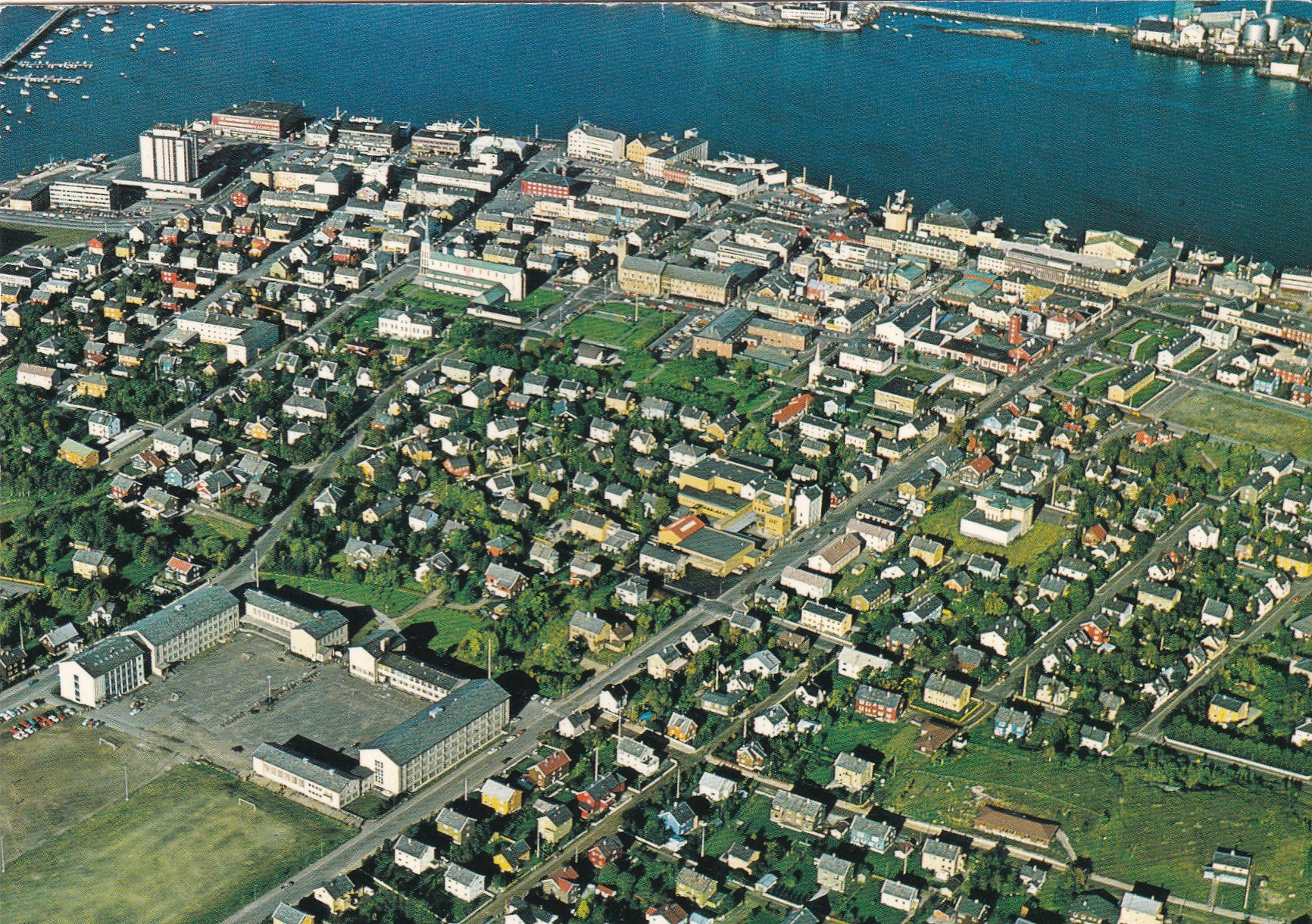 Bodø. Flyfoto ( Aune F-7349-4) se stempel