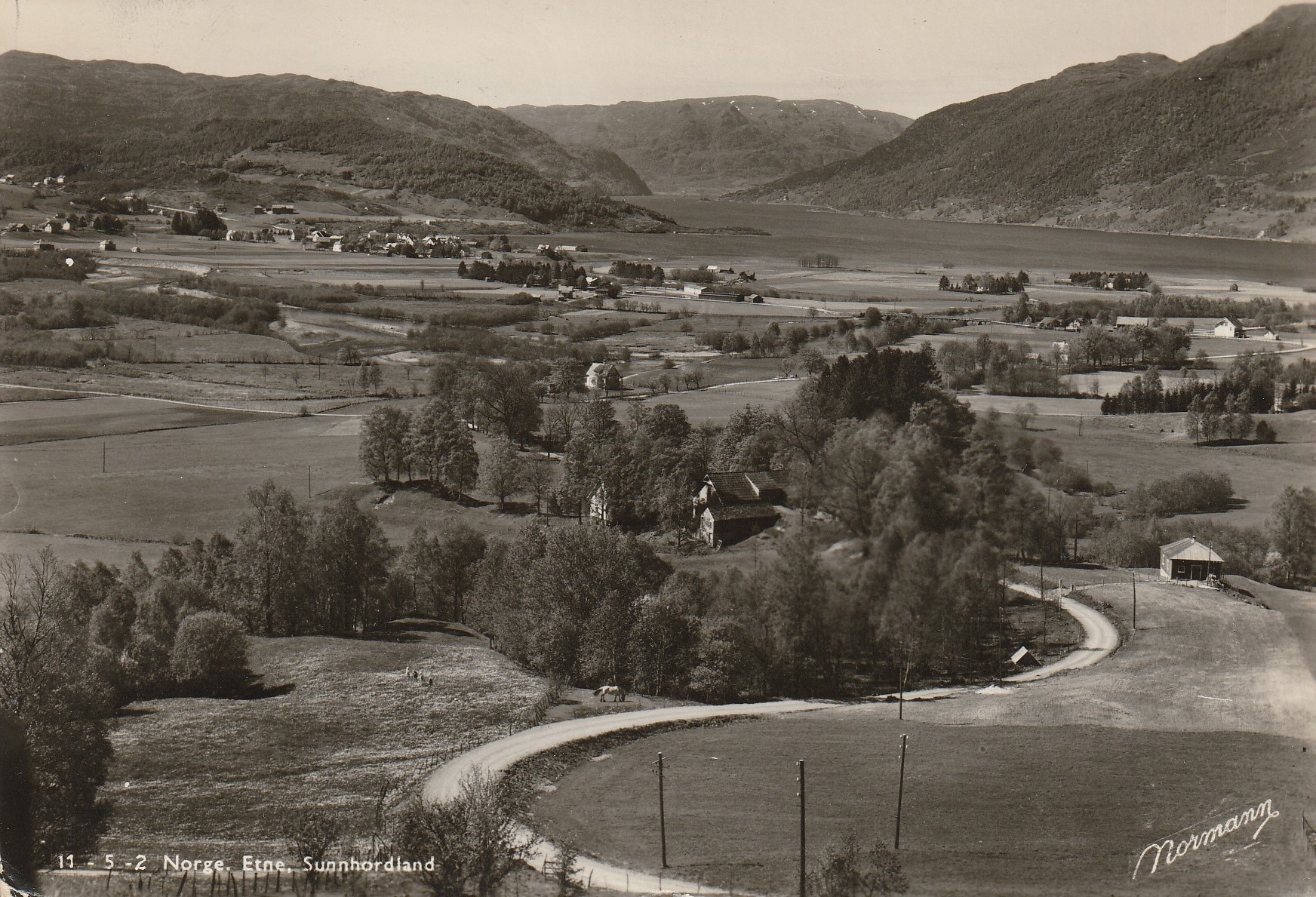 Eldre kort fra Etne, Sunnhordland . Normann 11-5-2 Pst