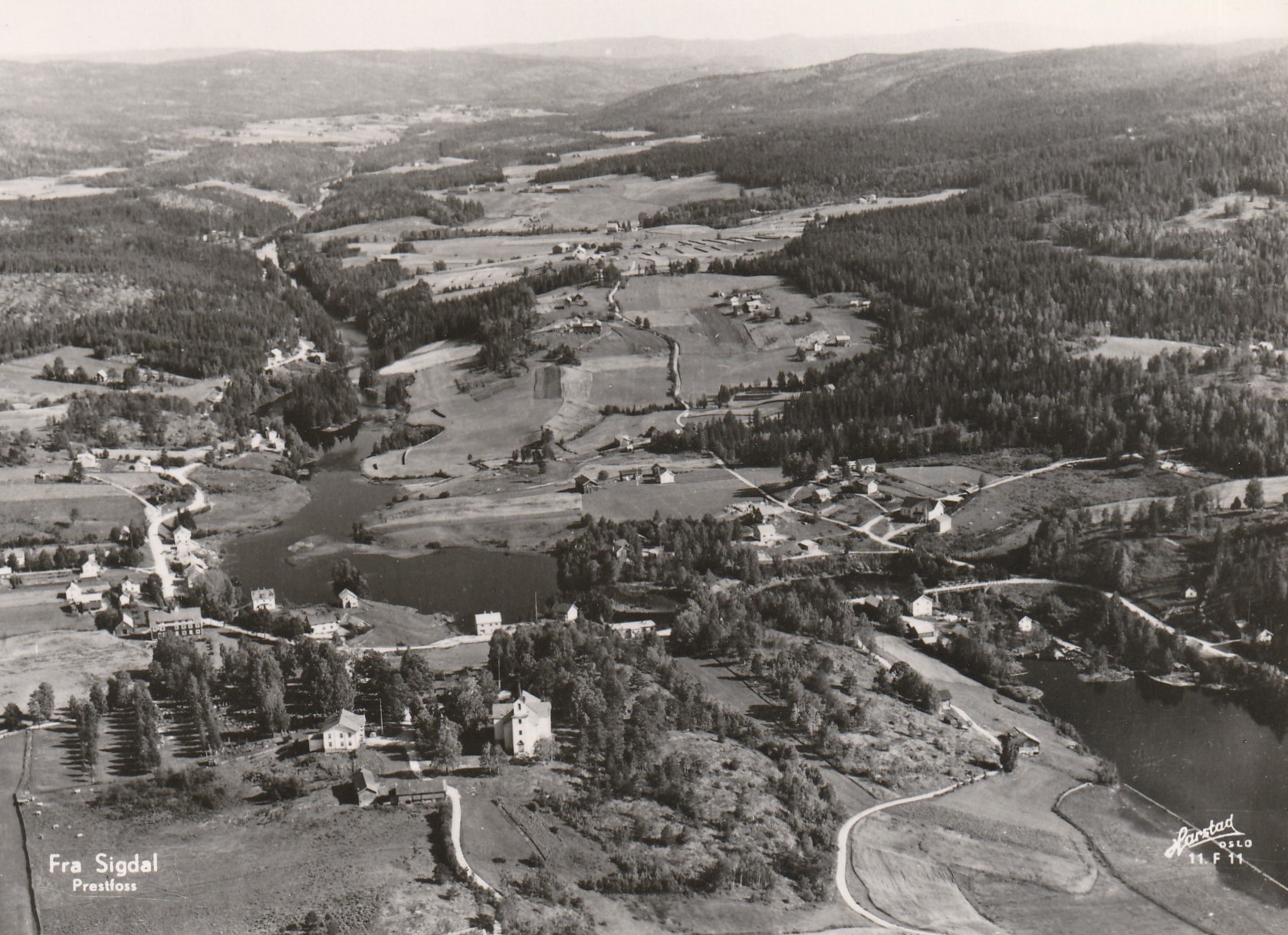 Fra Sigdal . Prestfoss .  Harstad 11 F 11