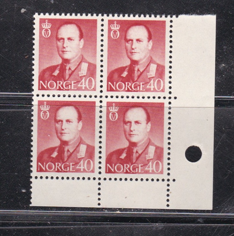 Kong Olav40 øre ( NK 458) 4-blokk postfrisk