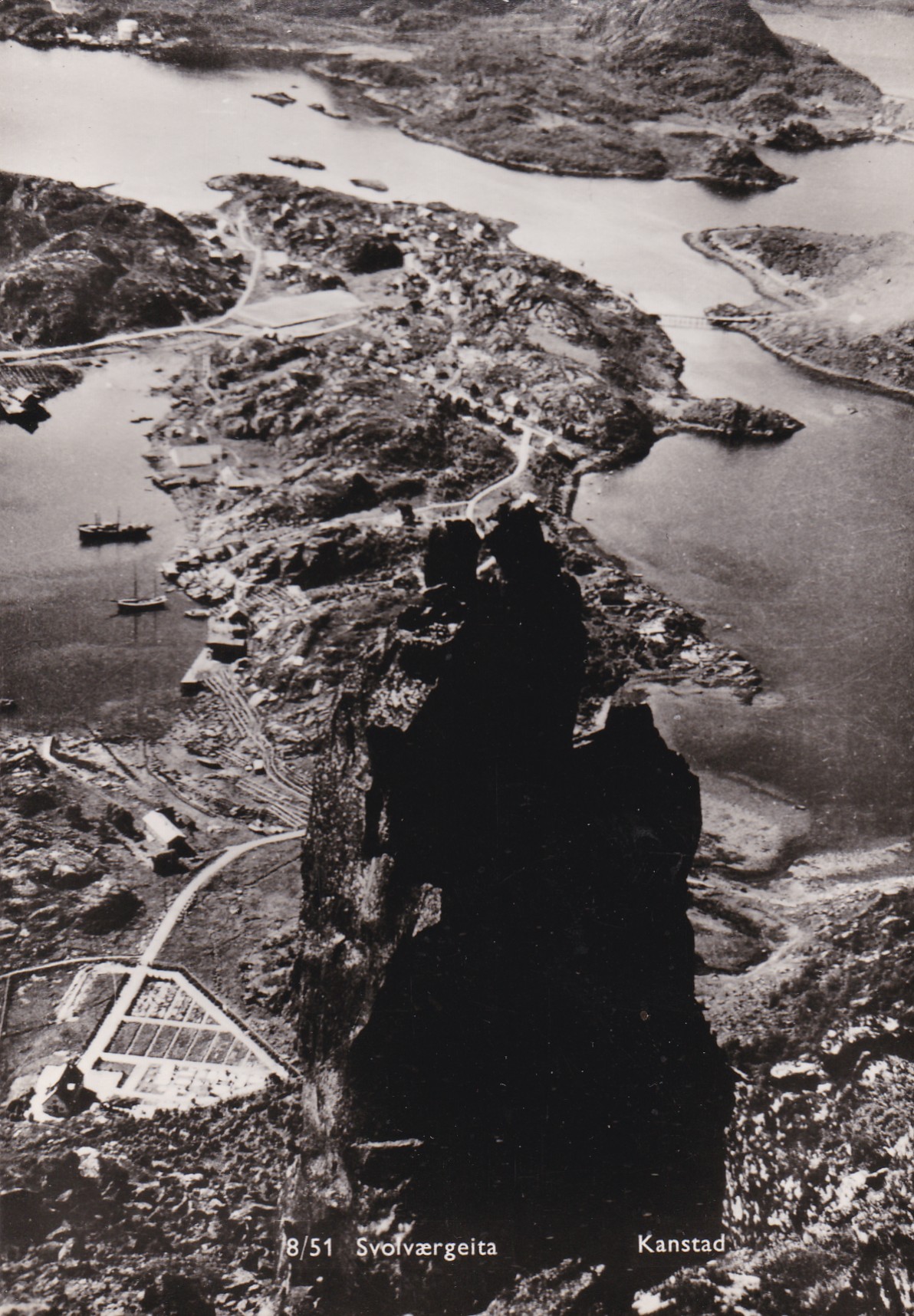 Svolværgeita ( Kanstad 8/51)