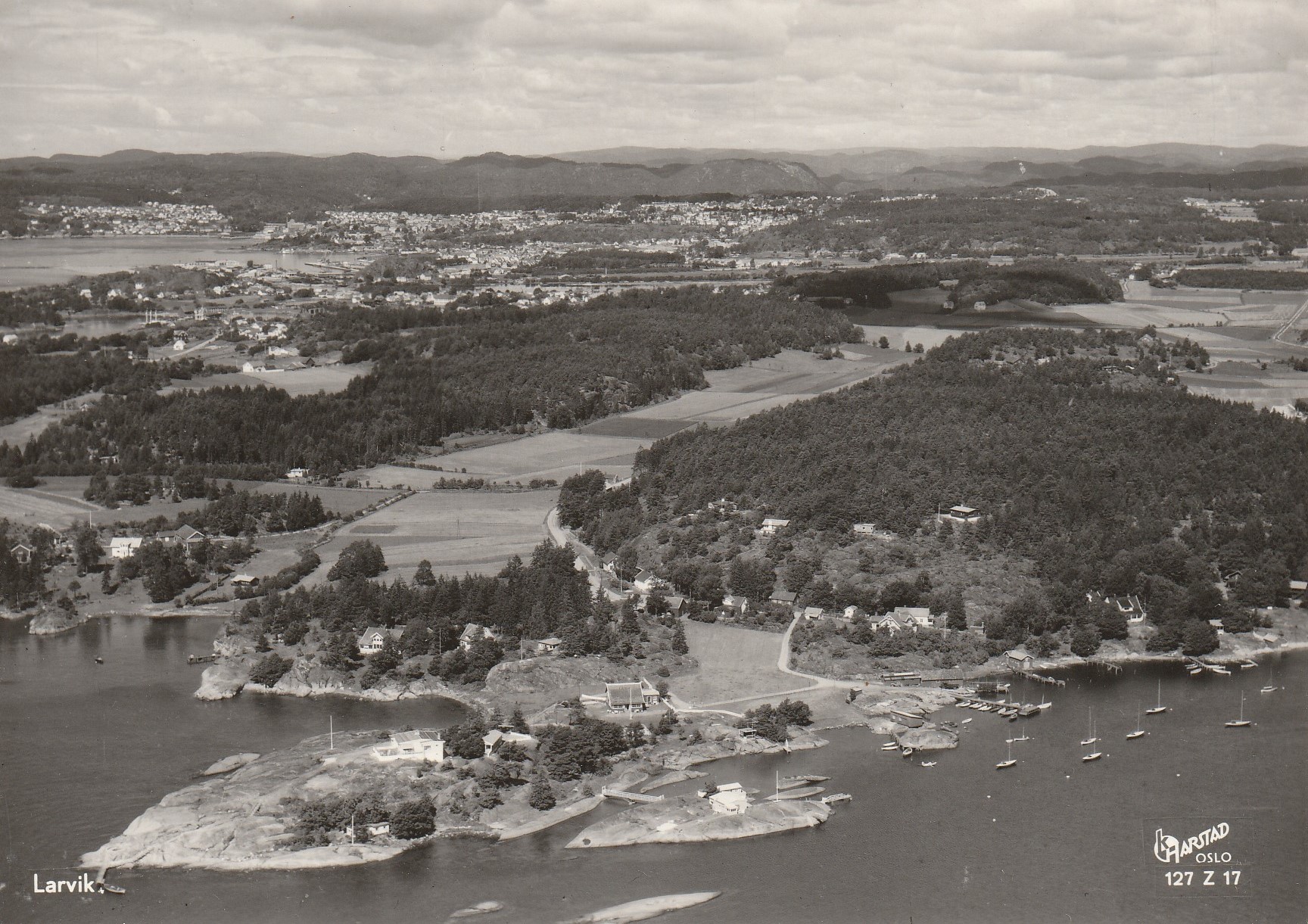 Larvik . Harstad 127 Z 17
