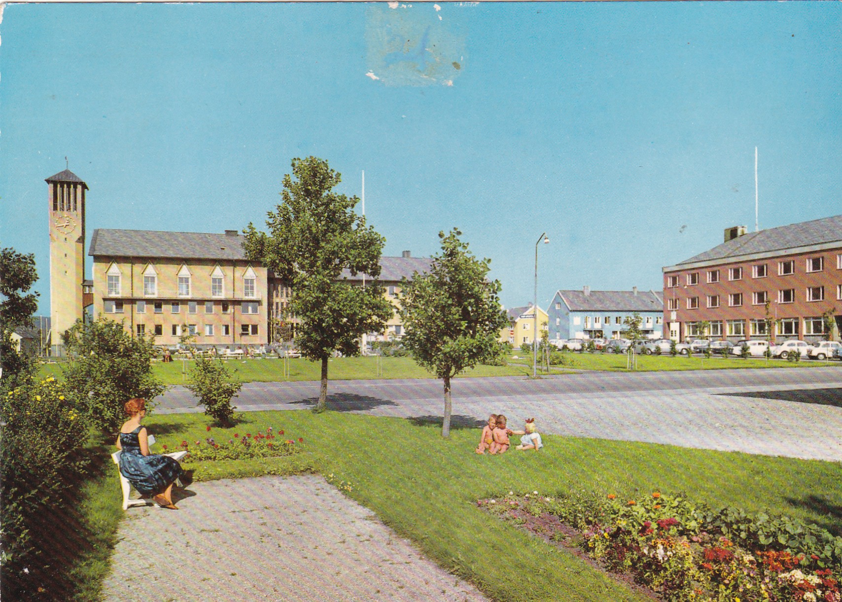 Bodø. Parti fra Solparken ( Aune F-2435-5)