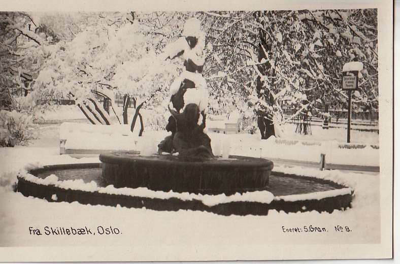 (  24 )  FRA  SKILLEBÆK   VINTER -   1927