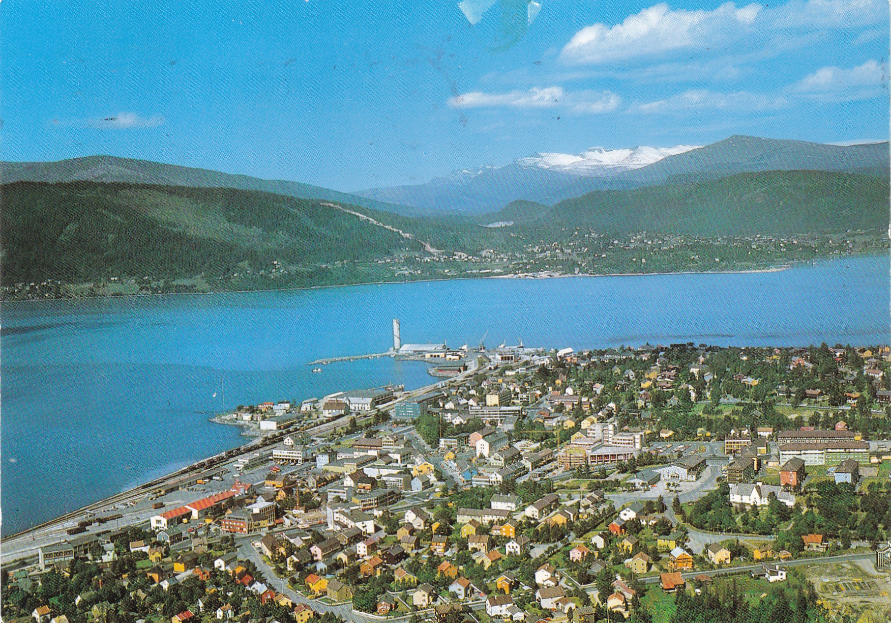 Mo i Rana. Utsikt over byen ( Aune F-9370-9)