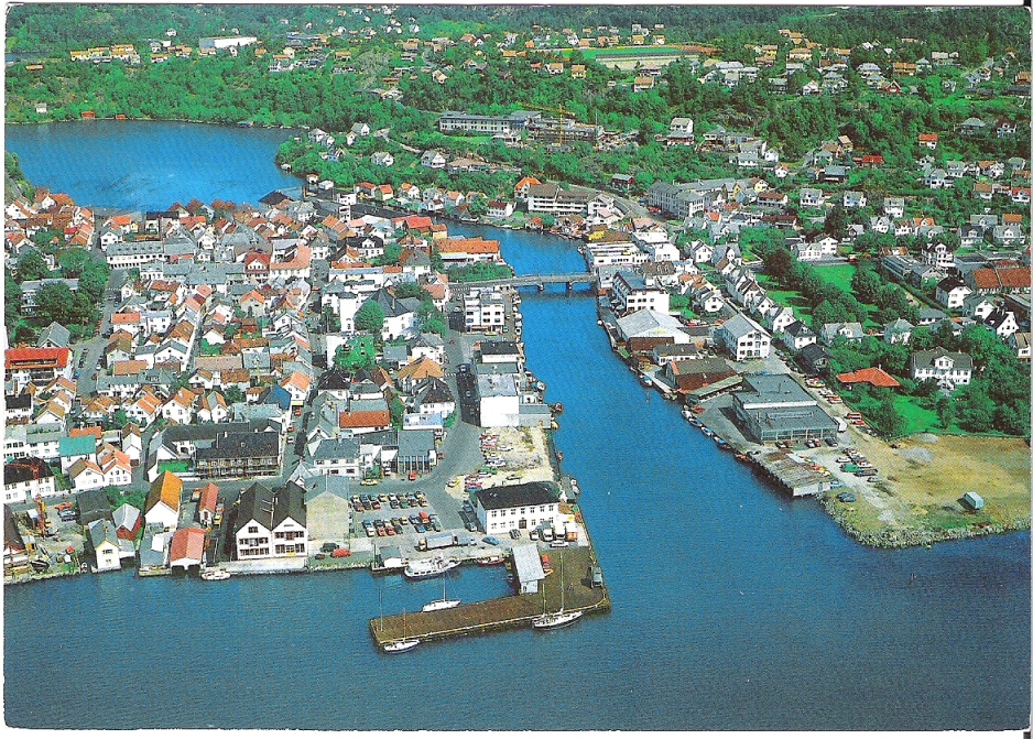 Flekkefjord 1983. Aune F-9878-1