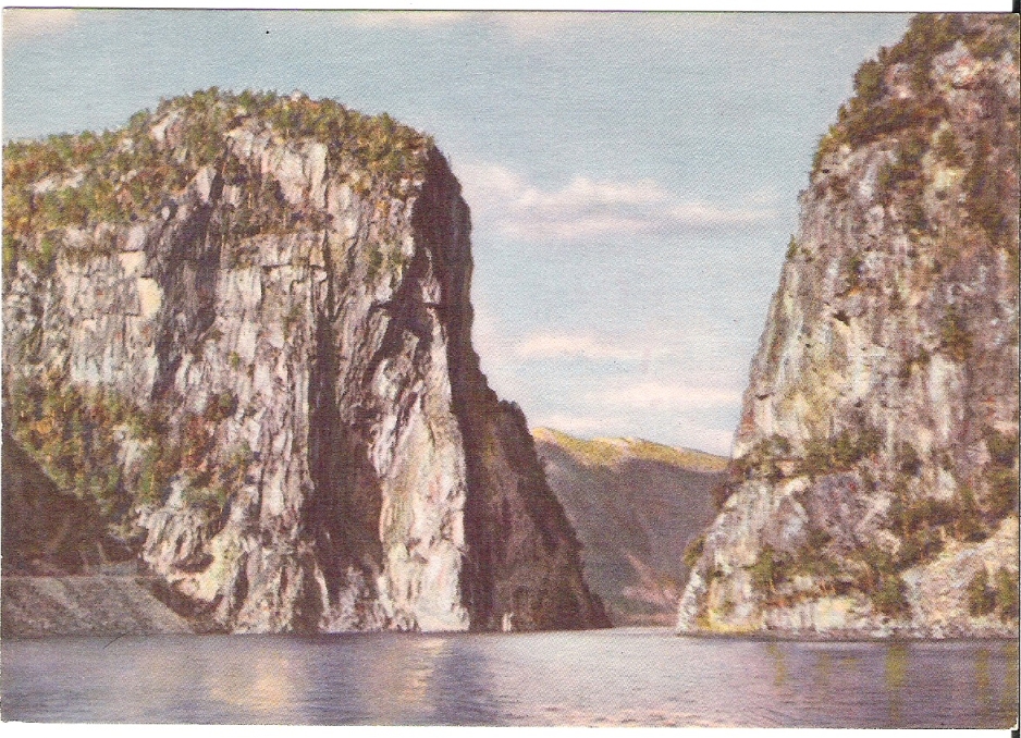 Suldalsporten. Mittet 139/001-359