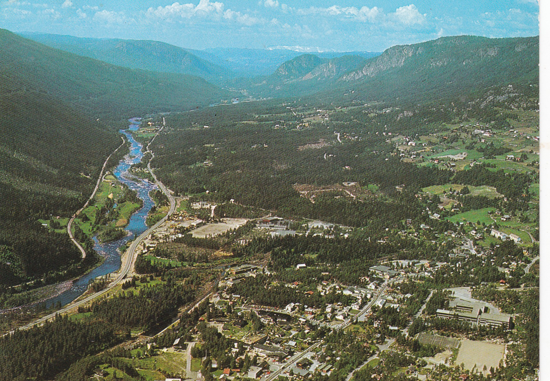 Gol, Hallingdal ( Normann E-7-147)